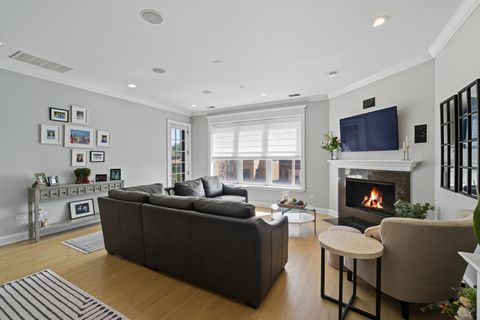 Tiny photo for 2801 N Oakley Avenue #202, Chicago, IL 60618 (MLS # 12471778)