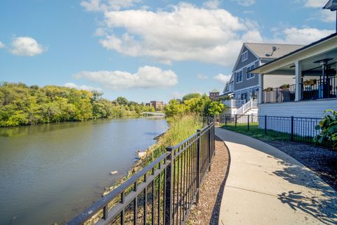 Tiny photo for 2801 N Oakley Avenue #202, Chicago, IL 60618 (MLS # 12471778)