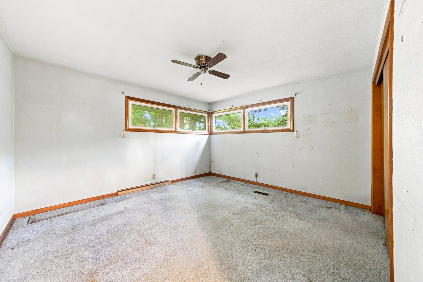 914 Murphy Drive