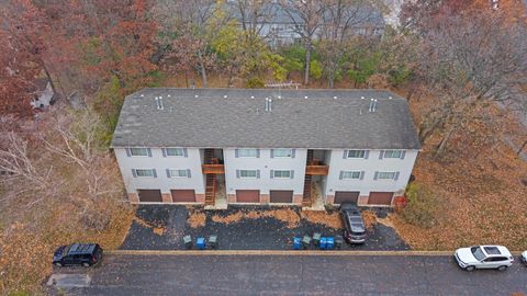 Tiny photo for 1017 Brookdale Drive, Carpentersville, IL 60110 (MLS # 12522275)