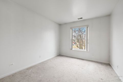 Tiny photo for 330 Buckingham Circle #C, Elgin, IL 60120 (MLS # 12543020)