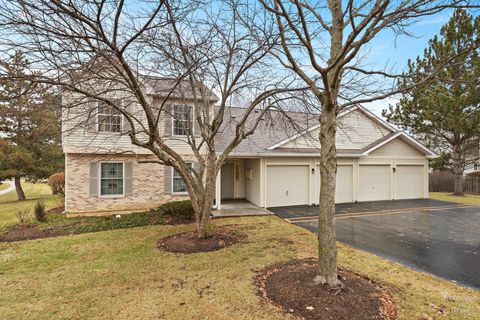 Photo of 330 Buckingham Circle #C, Elgin, IL 60120 (MLS # 12543020)