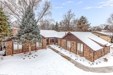 6729 W Menominee Parkway Palos Heights IL 60463