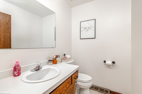 Tiny photo for 6729 W Menominee Parkway, Palos Heights, IL 60463 (MLS # 12577443)