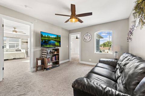 Tiny photo for 333 W Potomac Avenue, Lombard, IL 60148 (MLS # 12504901)