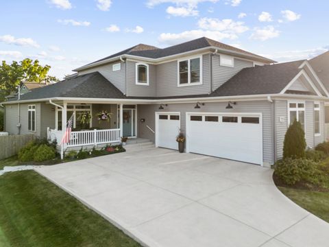 Tiny photo for 333 W Potomac Avenue, Lombard, IL 60148 (MLS # 12504901)