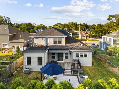 Tiny photo for 333 W Potomac Avenue, Lombard, IL 60148 (MLS # 12504901)