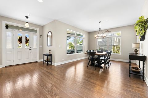 Tiny photo for 333 W Potomac Avenue, Lombard, IL 60148 (MLS # 12504901)