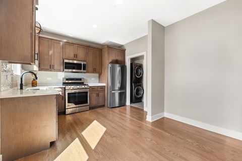 Tiny photo for 333 W Potomac Avenue, Lombard, IL 60148 (MLS # 12504901)