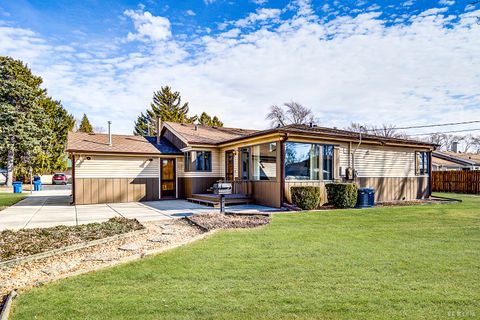 Tiny photo for 11920 S Springfield Avenue, Alsip, IL 60803 (MLS # 12580245)