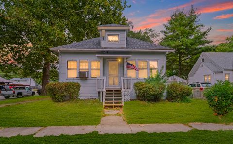 Photo of 801 E Sangamon Avenue, Rantoul, IL 61866 (MLS # 12476299) Photo of 801 E Sangamon Avenue, Rantoul, IL 61866 (MLS # 12476299)