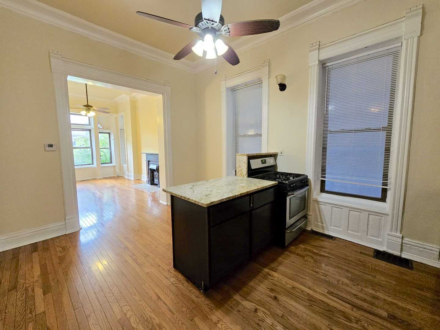 2050 W North Avenue 1