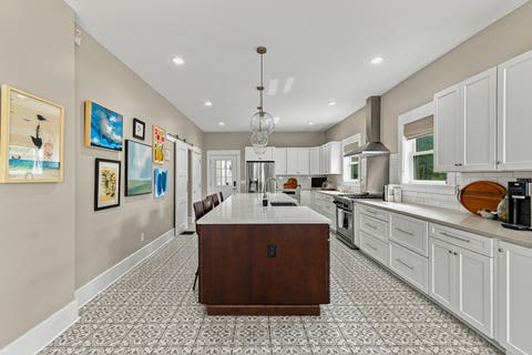 Tiny photo for 1612 PROSPECT Terrace, Davenport, IA 52803 (MLS # 12703288)