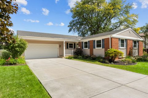 2019 N Verde Drive Arlington Heights IL 60004