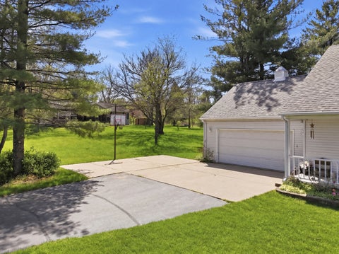Tiny photo for 405 Mississippi Drive, Dixon, IL 61021 (MLS # 12619279)