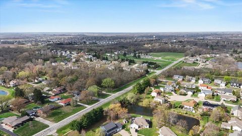 Tiny photo for 202 N Spruce Drive, Mahomet, IL 61853 (MLS # 12608382)