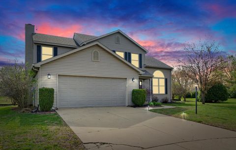 Tiny photo for 202 N Spruce Drive, Mahomet, IL 61853 (MLS # 12608382)