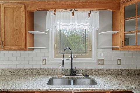 Tiny photo for 202 N Spruce Drive, Mahomet, IL 61853 (MLS # 12608382)