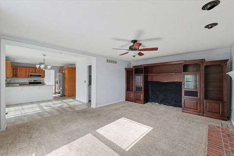 Tiny photo for 202 N Spruce Drive, Mahomet, IL 61853 (MLS # 12608382)