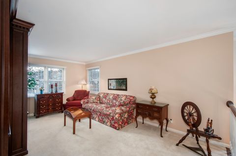 Tiny photo for 120 Fairway Drive, La Grange, IL 60525 (MLS # 12539186)