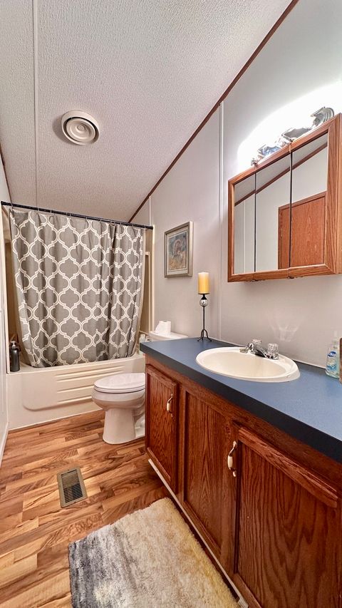 Tiny photo for West Frankfort, IL 62896 (MLS # 12597931)