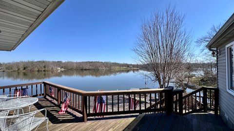 Tiny photo for West Frankfort, IL 62896 (MLS # 12597931)