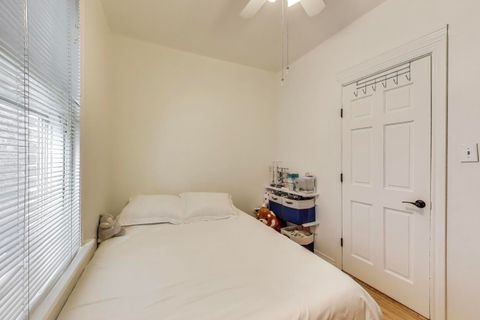 Tiny photo for 4039 S Montgomery Avenue, Chicago, IL 60632 (MLS # 12487403)