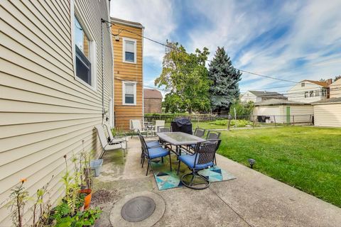 Tiny photo for 4039 S Montgomery Avenue, Chicago, IL 60632 (MLS # 12487403)