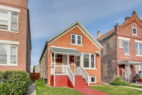 Tiny photo for 4039 S Montgomery Avenue, Chicago, IL 60632 (MLS # 12487403)