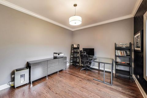 Tiny photo for 554 W Crockett Avenue, Elmhurst, IL 60126 (MLS # 12455926)