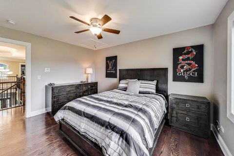 Tiny photo for 554 W Crockett Avenue, Elmhurst, IL 60126 (MLS # 12455926)