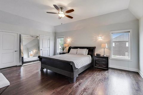 Tiny photo for 554 W Crockett Avenue, Elmhurst, IL 60126 (MLS # 12455926)