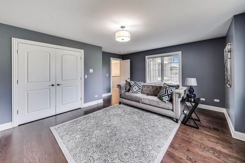 Tiny photo for 554 W Crockett Avenue, Elmhurst, IL 60126 (MLS # 12455926)