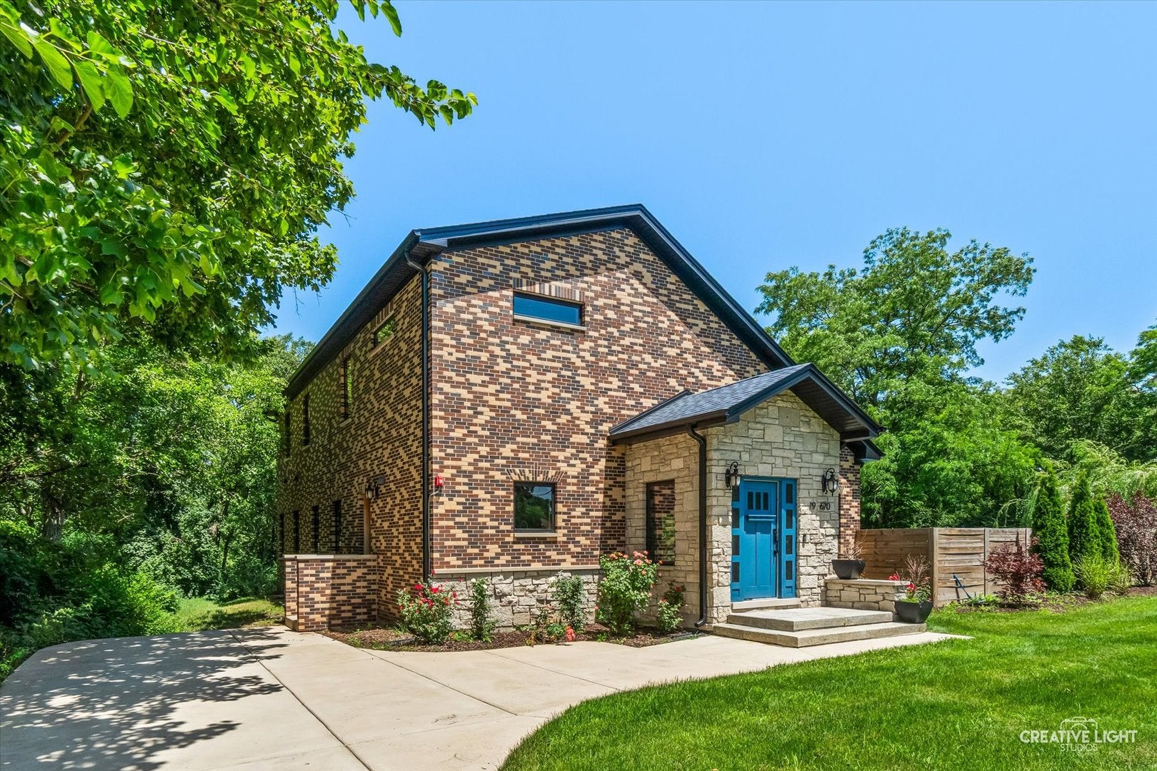 19W676 99th Street