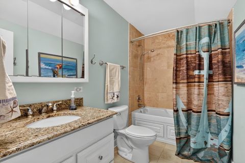 Tiny photo for 42065 N Old Lake Avenue, Antioch, IL 60002 (MLS # 12606977)