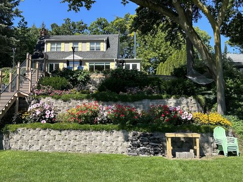 Tiny photo for 42065 N Old Lake Avenue, Antioch, IL 60002 (MLS # 12606977)