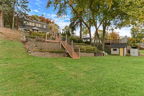 Tiny photo for 42065 N Old Lake Avenue, Antioch, IL 60002 (MLS # 12606977)