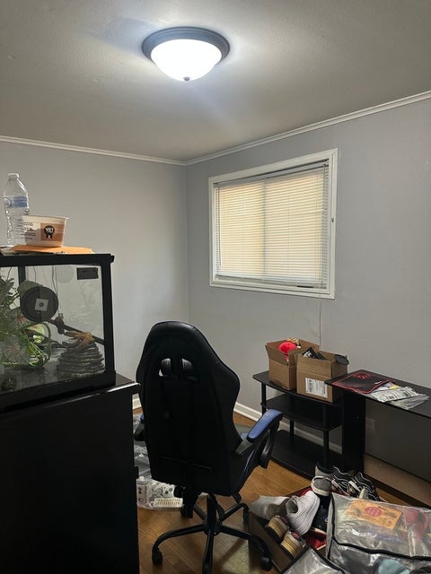 Tiny photo for 14418 Woodlawn Avenue, Dolton, IL 60419 (MLS # 12729902)