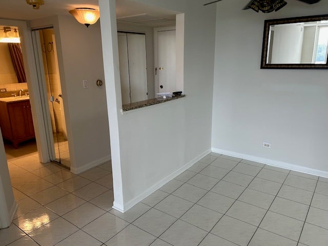 7234 W North Avenue 711