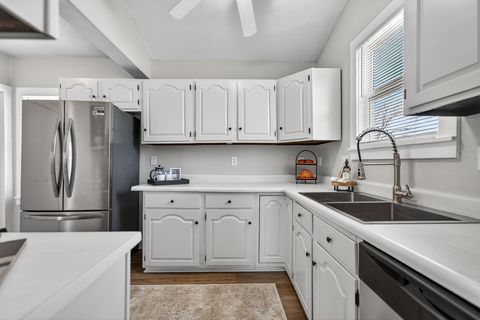 Tiny photo for 711 Renrose Avenue, Loves Park, IL 61111 (MLS # 12600676)