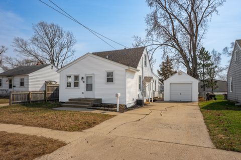Photo of 711 Renrose Avenue, Loves Park, IL 61111 (MLS # 12600676)