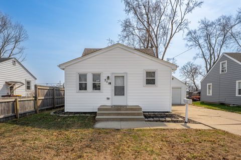 Tiny photo for 711 Renrose Avenue, Loves Park, IL 61111 (MLS # 12600676)