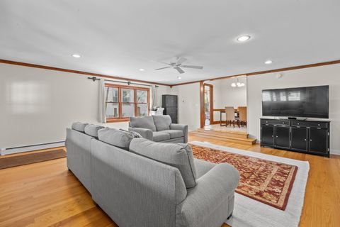 Tiny photo for 622 N Ridgeland Avenue, Oak Park, IL 60302 (MLS # 12652249)