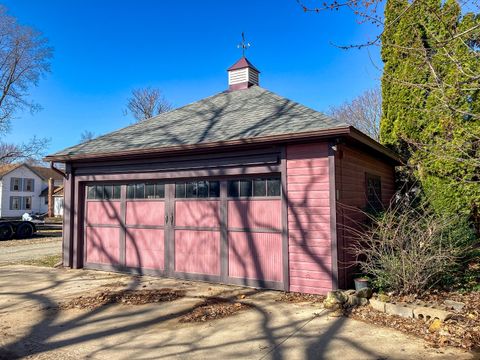 Tiny photo for 301 S Genesee Street, Morrison, IL 61270 (MLS # 12591277)