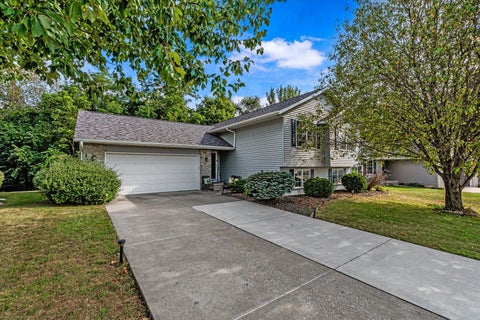 Tiny photo for 338 44TH Avenue, East Moline, IL 61244 (MLS # 12772091)