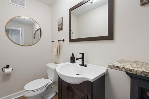 Tiny photo for 2338 Buckingham Avenue, Westchester, IL 60154 (MLS # 12552390)