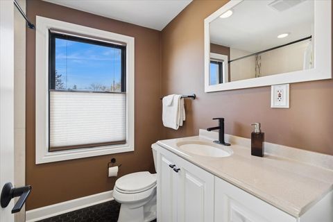 Tiny photo for 2338 Buckingham Avenue, Westchester, IL 60154 (MLS # 12552390)