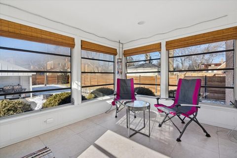 Tiny photo for 2338 Buckingham Avenue, Westchester, IL 60154 (MLS # 12552390)