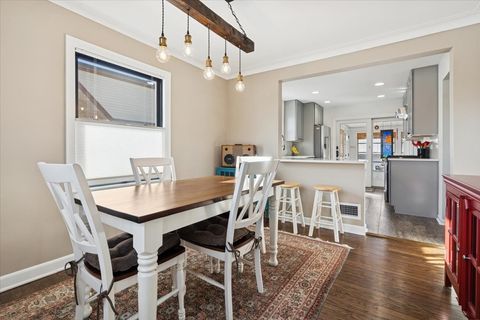 Tiny photo for 2338 Buckingham Avenue, Westchester, IL 60154 (MLS # 12552390)