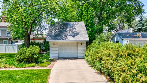 Tiny photo for 326 Congress Street, Ottawa, IL 61350 (MLS # 12463885)